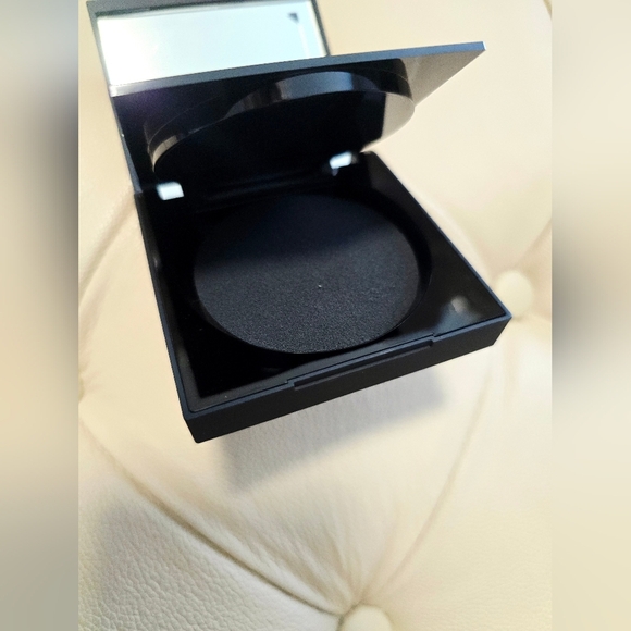 YSL All Hours Hyper Finish PRESSED POWDER TRANSLUCENT NEW - Picture 3 of 6